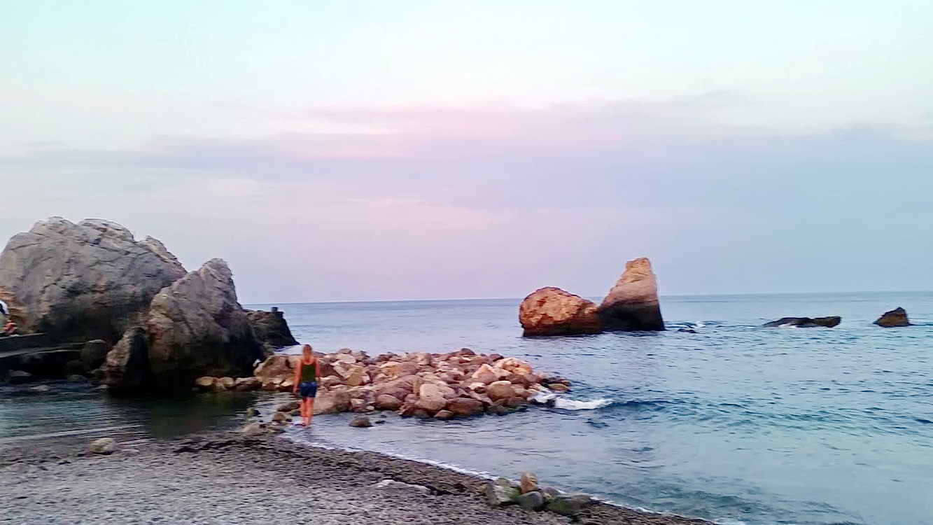 Фото пляжа Нарышкинские камни Симеиз